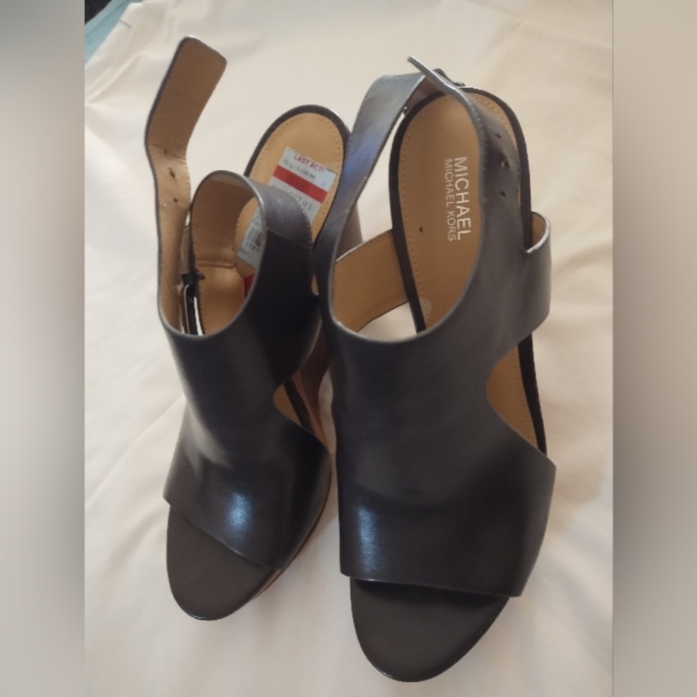 Michael Kors Black Leather Wedge 8.5
